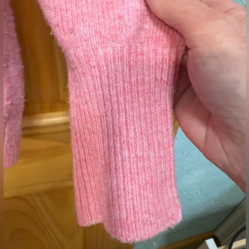 Vince Camuto size XS bubblegum pink sweater